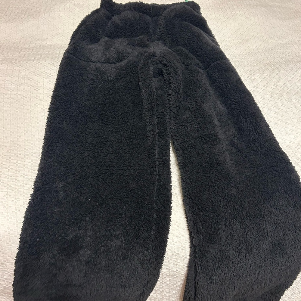 Women’s size small GAP body pants; new with tags; super soft